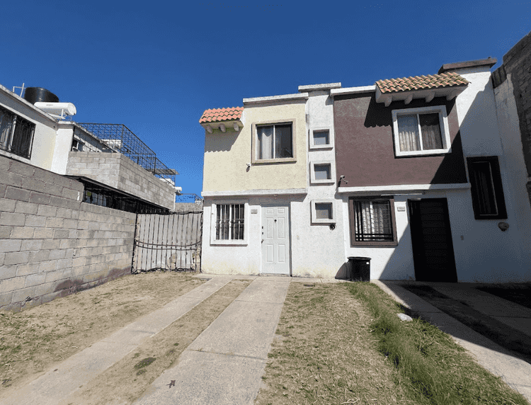 casa en venta circuito cristal los cantaros tlajomulco de zuniga jalisco plh4jV2