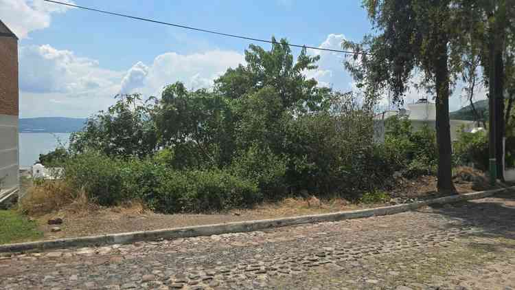 terreno en venta marcelo lara raquet club jocotepec jalisco pWNAkCN